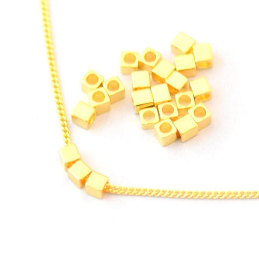 Vente en gros X25 perles cubes métallisées laitonor dorées 3x3x3mm pour bracelet collier sautoir BO