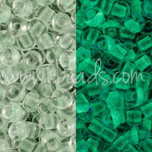 Acheter au détail cc2722 perles de rocaille Toho 11/0 Glow in the dark mint green/bright green (10g)