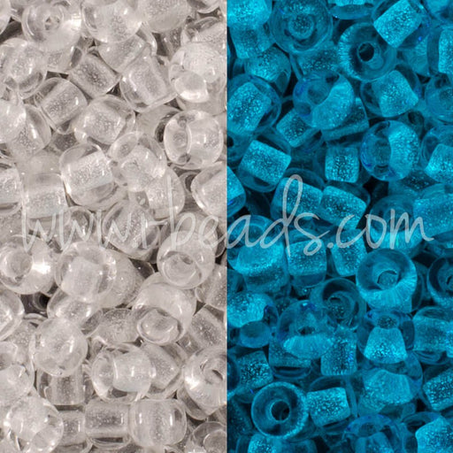 Buy cc2711 - perles de rocaille Toho 11/0 Glow in the dark crystal/bright blue (10g)