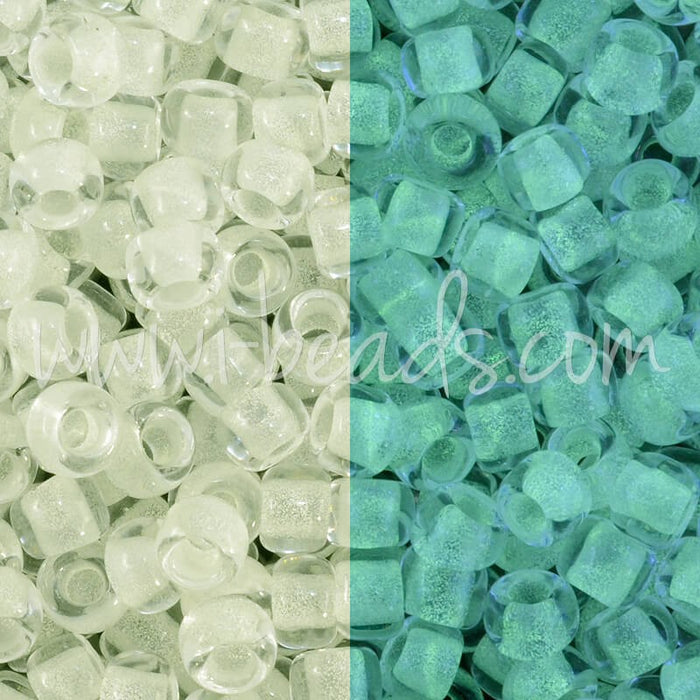 Achat cc2710 perles de rocaille Toho 8/0 Glow in the dark yellow crystal/bright green (10g)