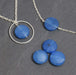 Acheter en gros 3 perles rondes plates à facette JADE teinté bleu primaire opaque. 14,5 mm trou : 1 mm